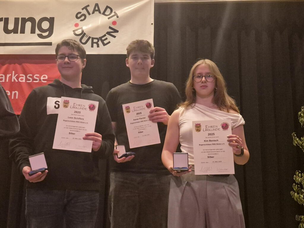 Leon, Aaron und Kim wurden mit Silber geehrt